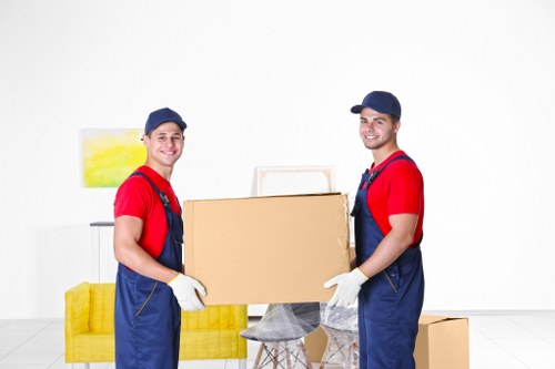 Self storage units in Stratford for home and business belongings