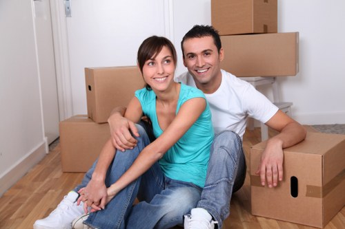 Unit allocation and booking confirmation for storage service